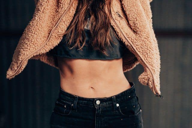Washboard abs and toned stomach